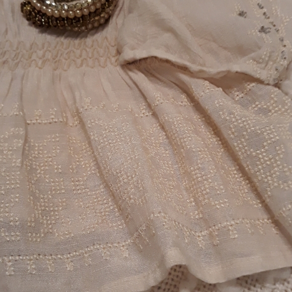 Embroidered Top - Picture 4 of 4